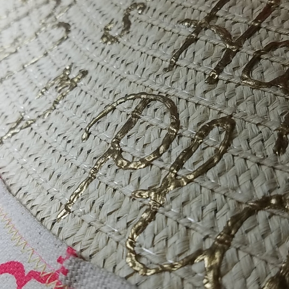 Floppy beach hat - Picture 12 of 12